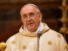 Papež prosí o modlitbu za svou cestu